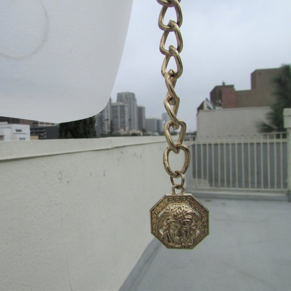 Gold tone metal chain belt O/S